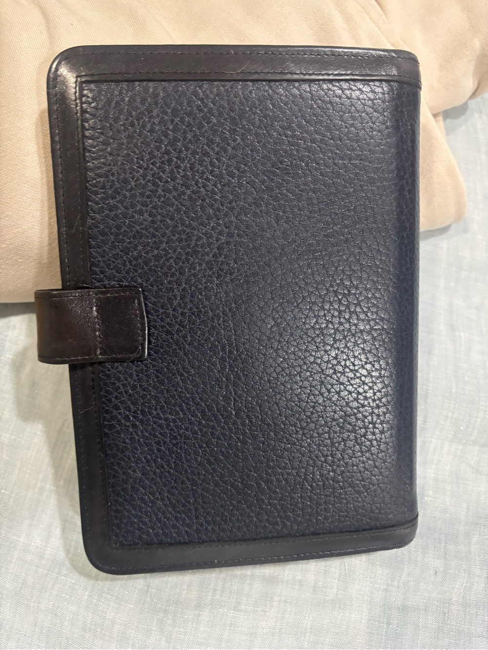 Dooney & Bourke Planner - Picture 2 of 6
